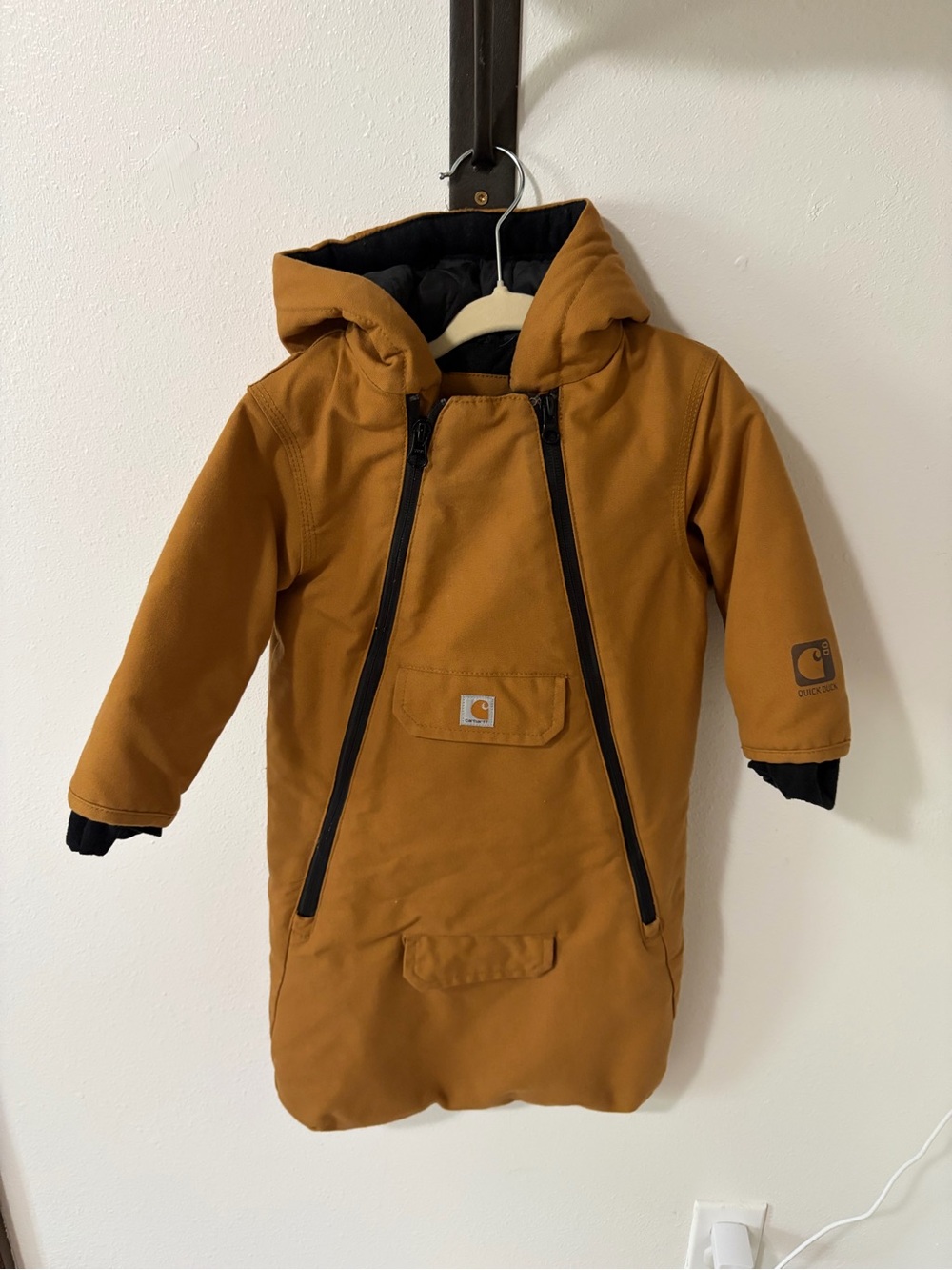 Carhartt 12M bunting suit/bag